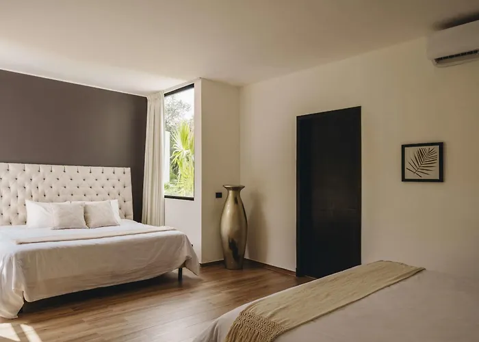 Elegant 4 Bedroom Villa, Gated Access & Personalized Concierge *