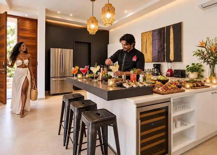 Elegant 4 Bedroom Villa, Gated Access & Personalized Concierge Villa Tulum