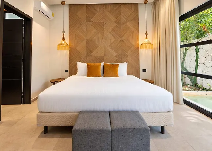 Elegant 4 Bedroom Villa, Gated Access & Personalized Concierge Villa Tulum